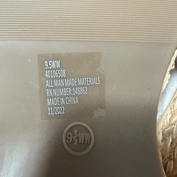 NWOB Torrid Sandals - Picture 6 of 11